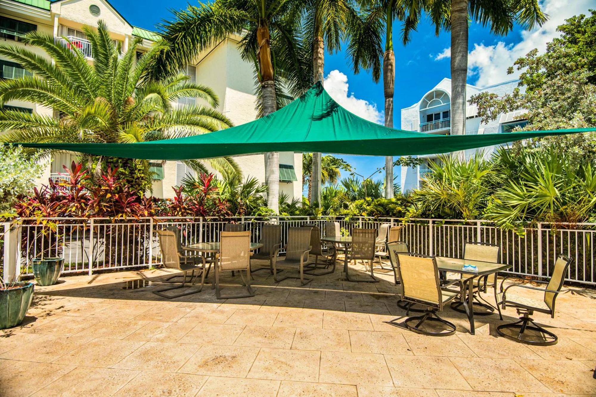 Sunrise Suites Cat Island Suite #205 Key West Room photo